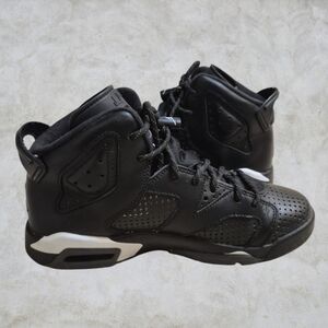 Nike Air Jordan 6 Retro GS Black Cat 2016 384665-020 Sz 5Y 3M Reflective